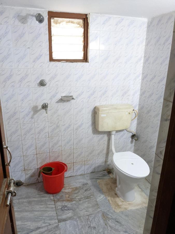 Shree Nivas Homestay Puri Ngoại thất bức ảnh