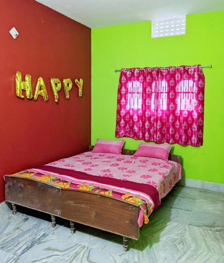 Shree Nivas Homestay Puri Ngoại thất bức ảnh