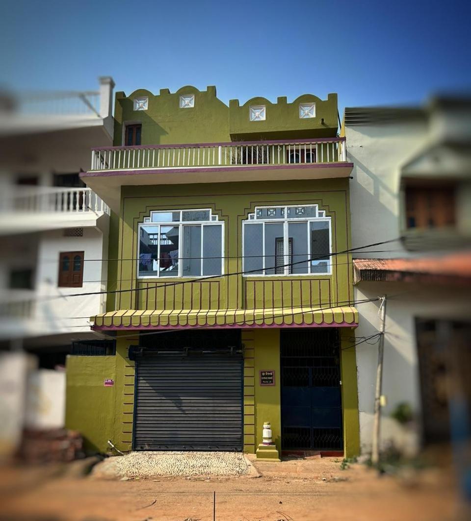 Shree Nivas Homestay Puri Ngoại thất bức ảnh