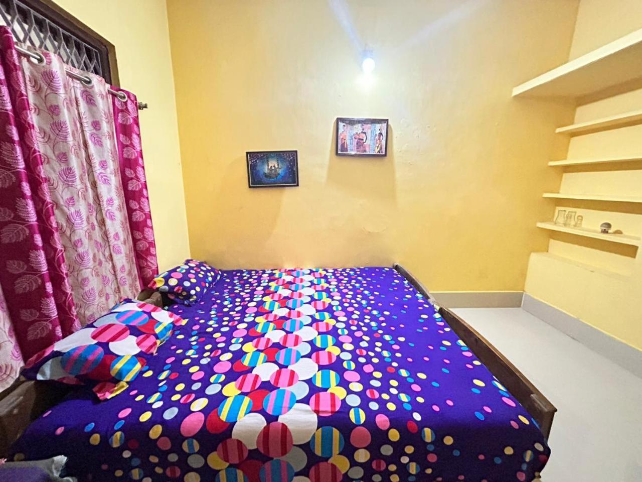 Shree Nivas Homestay Puri Ngoại thất bức ảnh