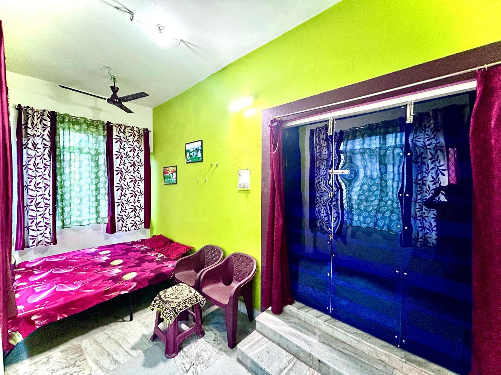 Shree Nivas Homestay Puri Ngoại thất bức ảnh